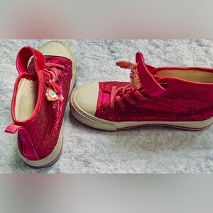 Shimmer pink snickers for girls size 3
